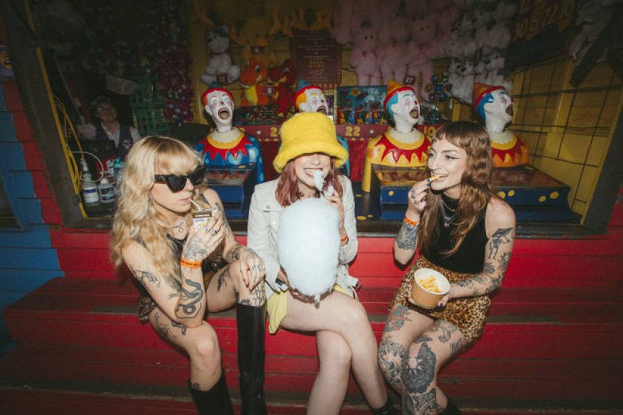 The Miffs (AU) at Fuzz (CTX)