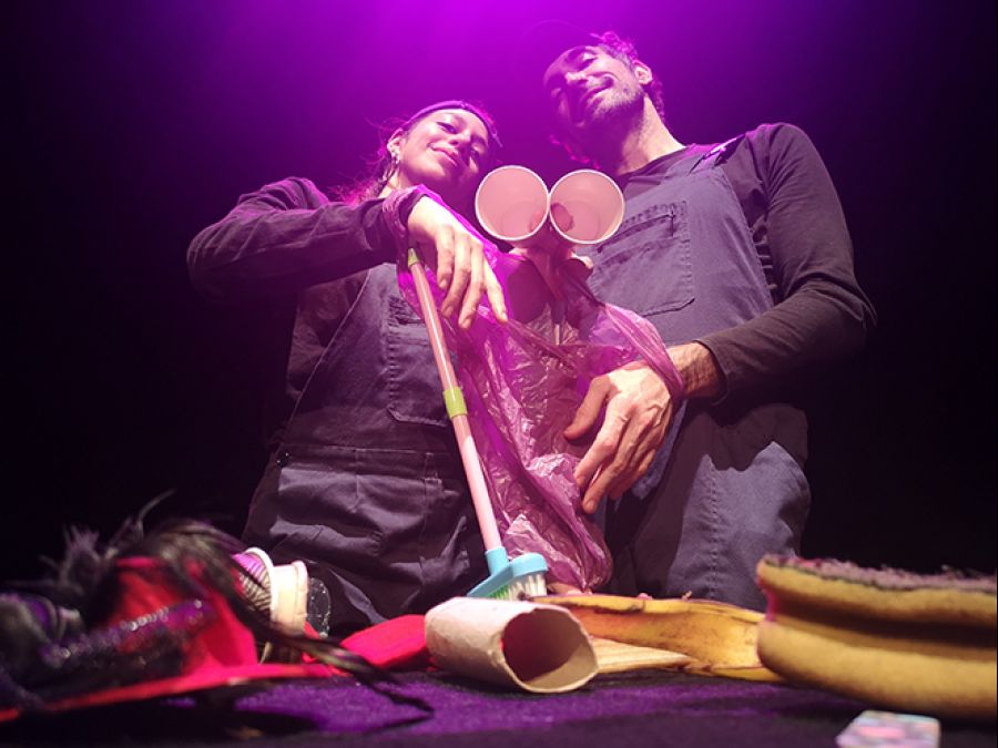 TRASHHH!!!                                   #teatro gestual e objetos