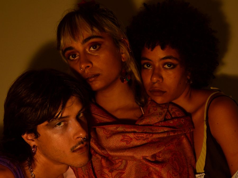 SINTO MUITO, SINTO TANTO. Com Chimeaera, Fred, Inês Elvino, Márcia Mendonça. Por Coletivo Molécula