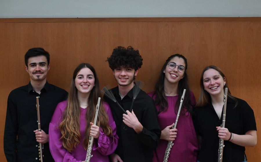 QUARTETO DE FLAUTAS ARTEAM E PERCUSSÃO