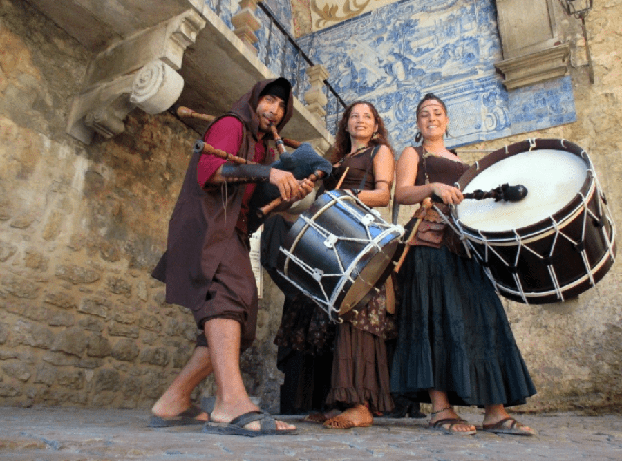 MATA BICHO no mercado das Alcaçarias em Faro