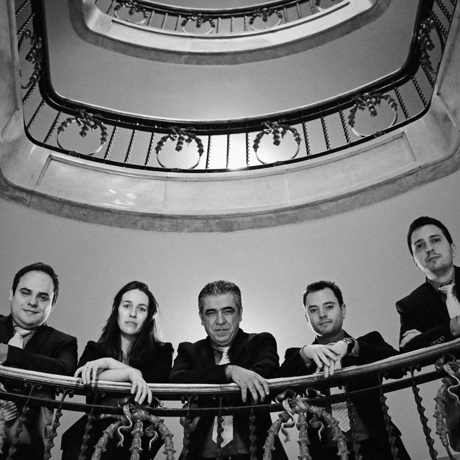 Roots and Routes | 100 Caminhos 