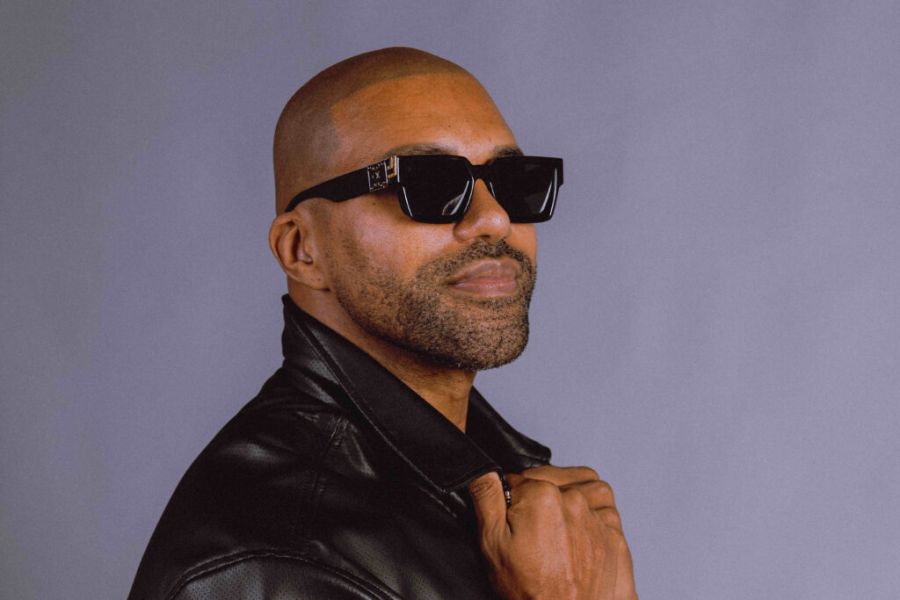 Exodus: Uma Experiência Egípcia com MAMöro no Clube Zero