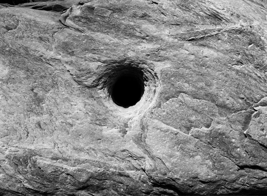 o que vejo não é o que ouço – ensaio sobre a distorção | juliana maar