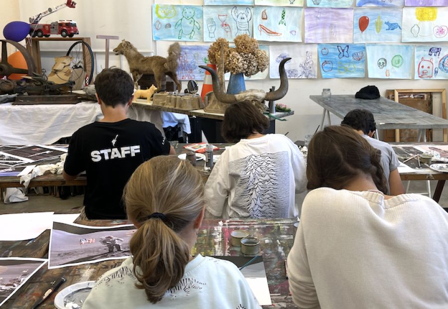 Atelier de Artes Visuais para Jovens ao Sábado (a partir dos 10 anos): Desenho, Pintura, Gravura Ilustração e Cerâmica