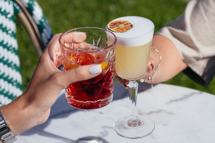 Adeus verão: InterContinental Porto despede-se da estação num Sunset com canapés e bebidas à discrição