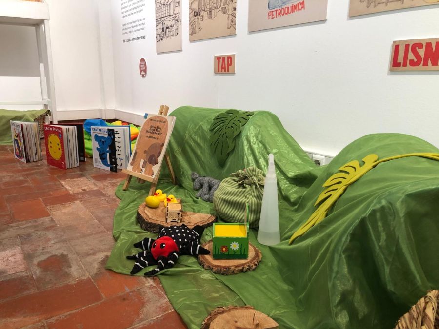 Oficina para famílias 'Histórias Curiosas, Canções Saborosas', por Associação A PAR