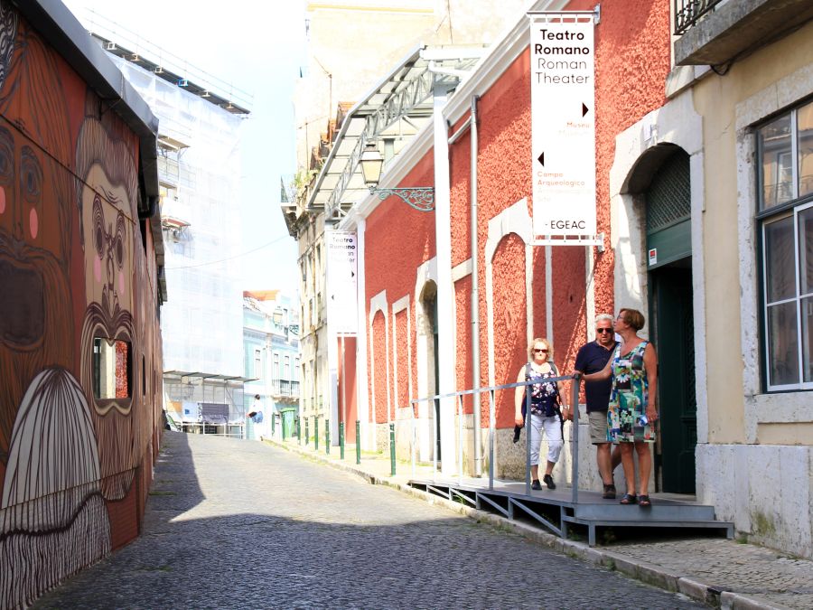 Visita-percurso • Tudo o que está escondido