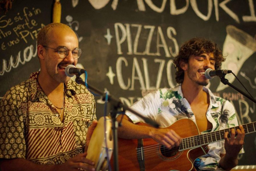 ARAÇA DE GEMA #música