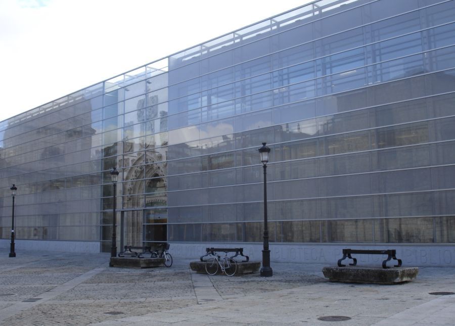 Exposición 'Todo encaja y más' de Luis Mena