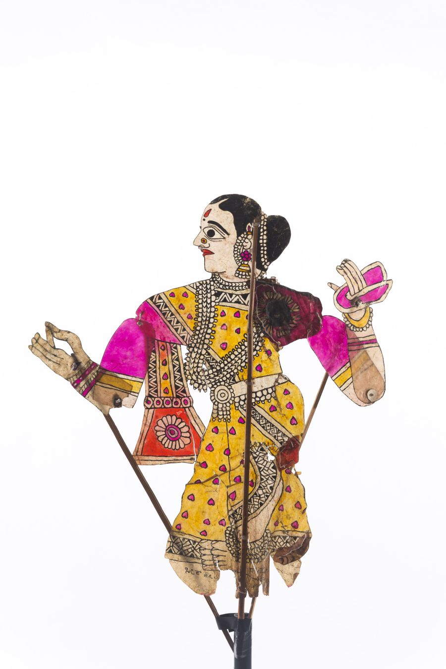 NA LUZ DAS SOMBRAS: MARIONETAS DE SOMBRA DO MUSEU DA MARIONETA