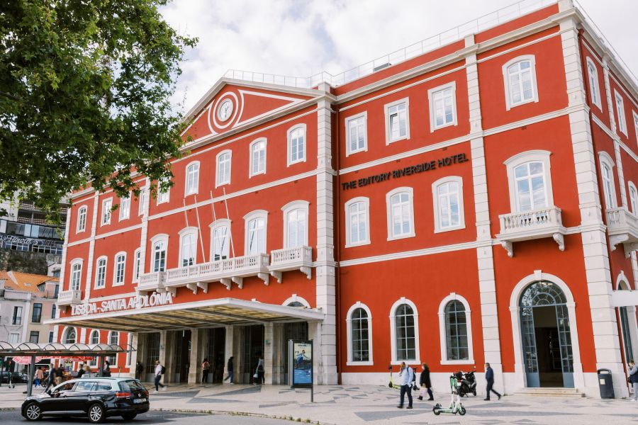 STORYTELLING - Art Tour Hotel | BEYOND BY THE EDITORY | FREE