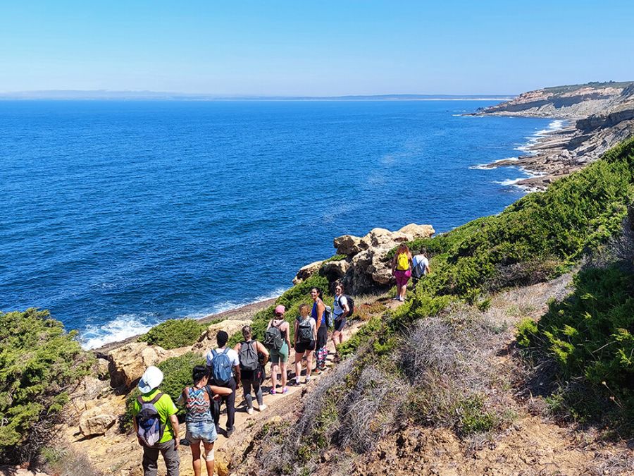  Á Descoberta da Caverna Colorida da Arrábida