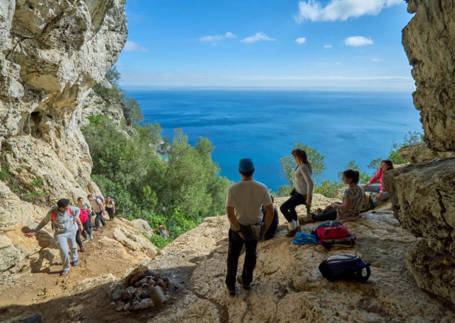 À descoberta da Lapa da Cova , Arrábida,  com Degustação Bio  - Arrábida – 15 de Setembro 2024