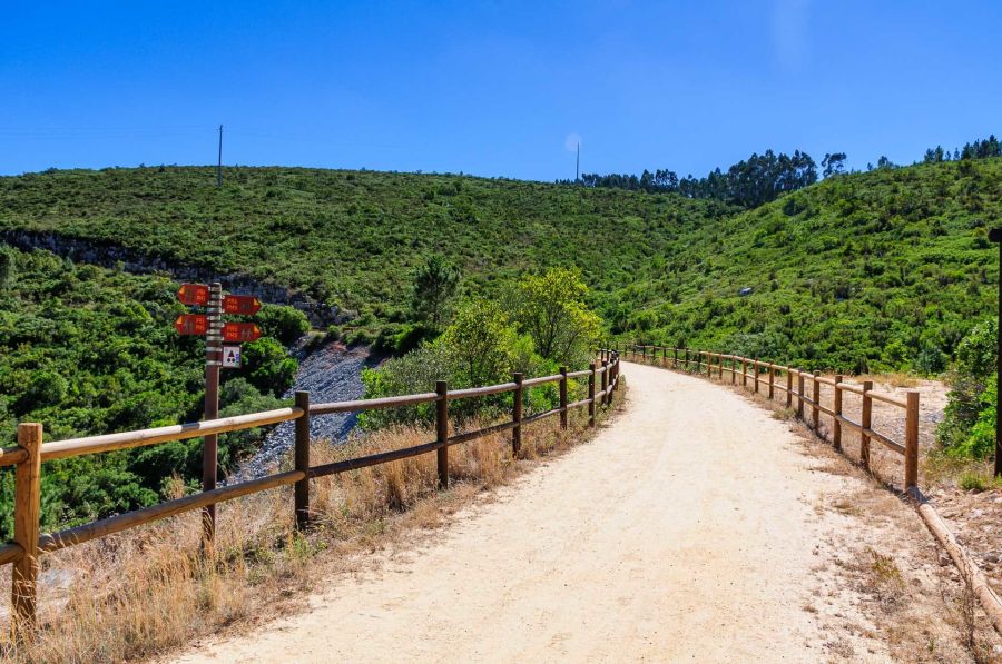 Ecopista de Porto de Mós e Trilhos na Serra dos Candeeiros