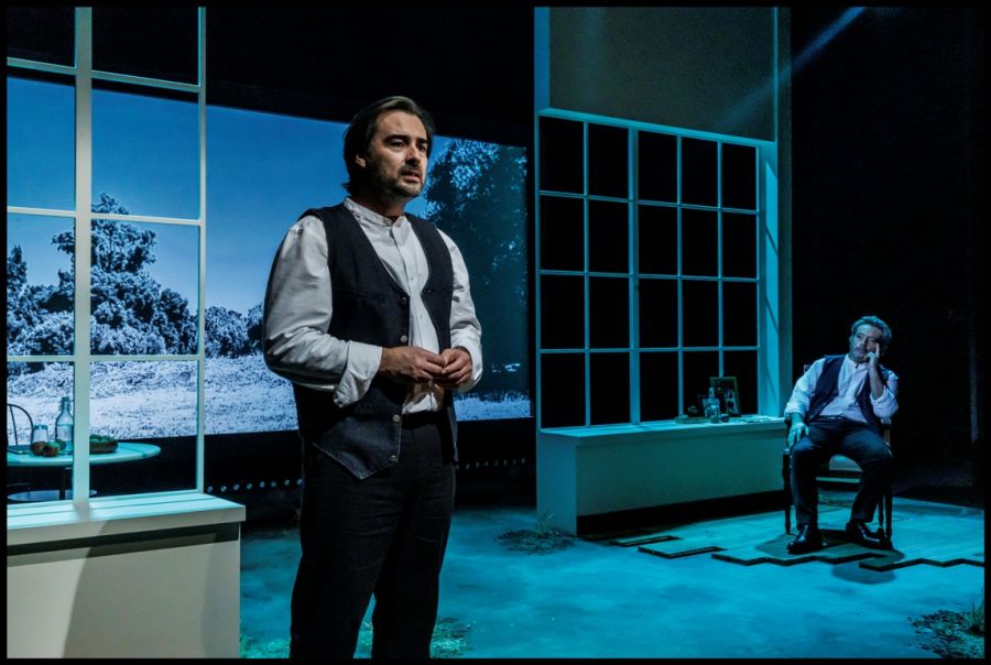 UM ADEUS MAIS-QUE-PERFEITO