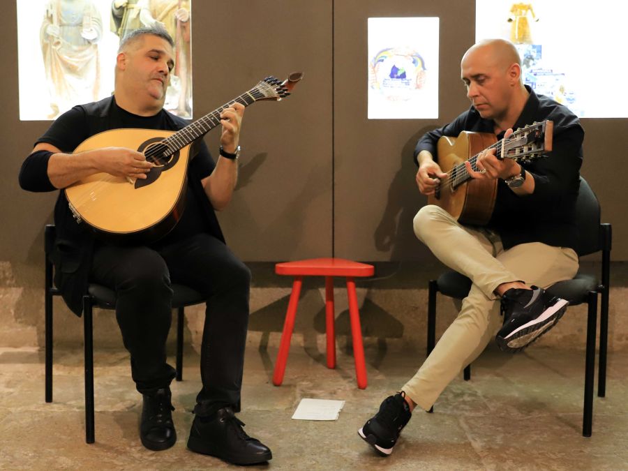 Música •  Guitarrada no museu