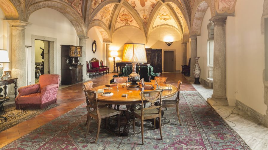 Visita guiada 'DEUS, LABOR ET CONSTANTIA' ao Paço de São Miguel e Arquivo e Biblioteca