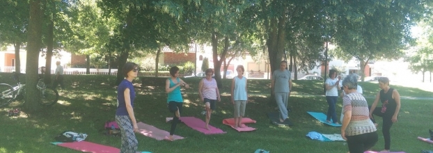 yoga no jardim da zona verde no entoncamento