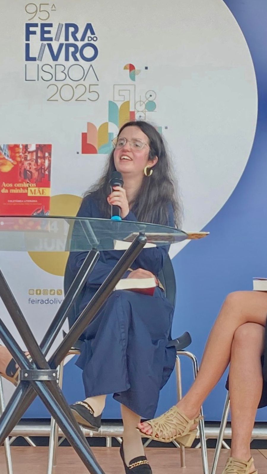 Maria Lima: Apresentação do Livro 'A vida floresce entre as cicatrizes'