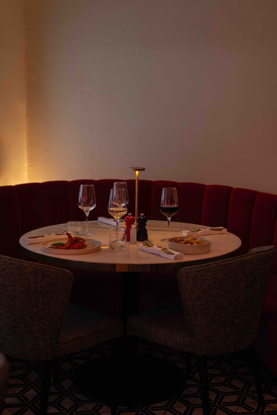 SCARLETT PORTO CELEBRA O AMOR COM UM MENU DE  SÃO VALENTIM ASSINADO PELA CHEF MARIANA CÂNDIDO