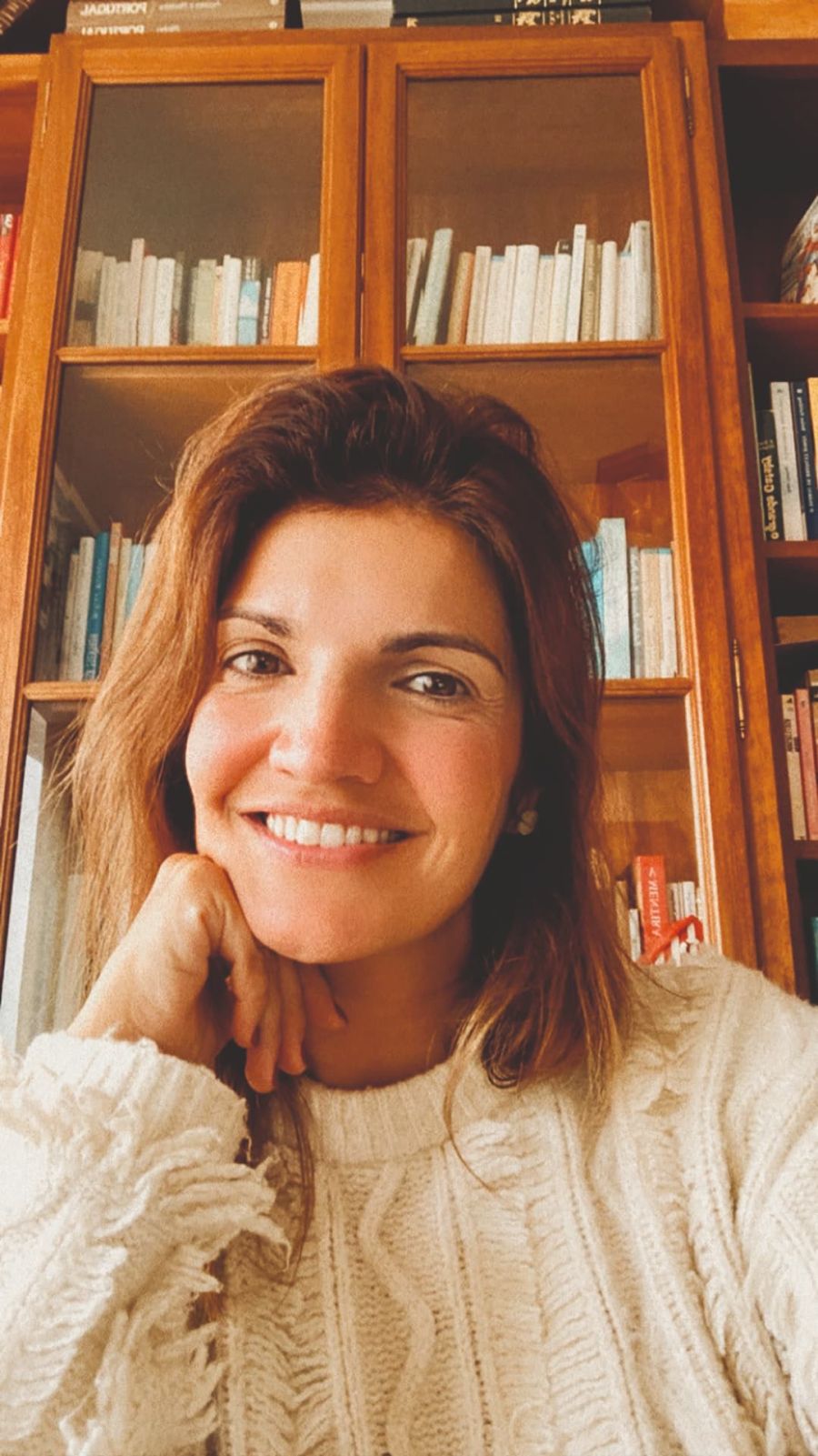 APRESENTAÇÃO DO LIVRO 'O COLO (NÃO) VICIA', POR MIKAELA ÖVÉN