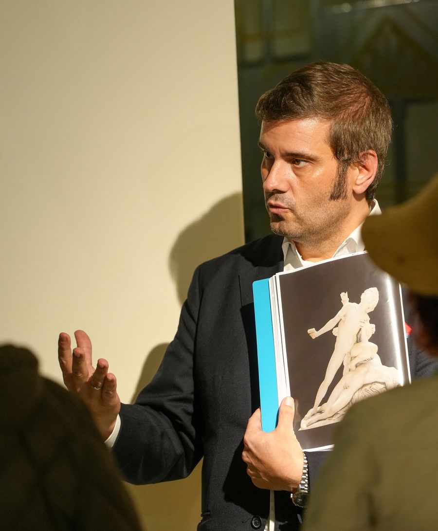 Visita • Mitos, afetos e sexualidades clássicas pelo curador