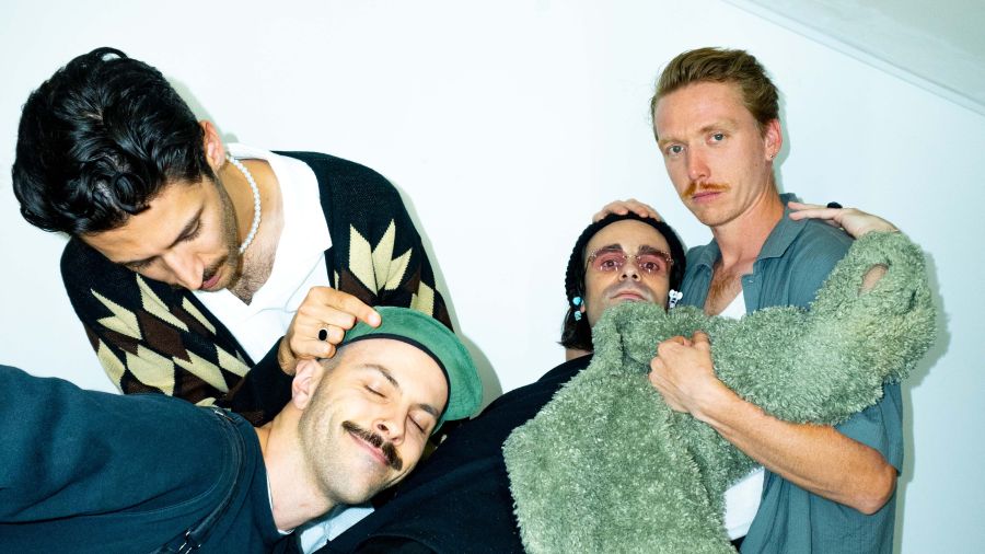 DAISY CAPITAL HOTEL . ESCÁRNIO