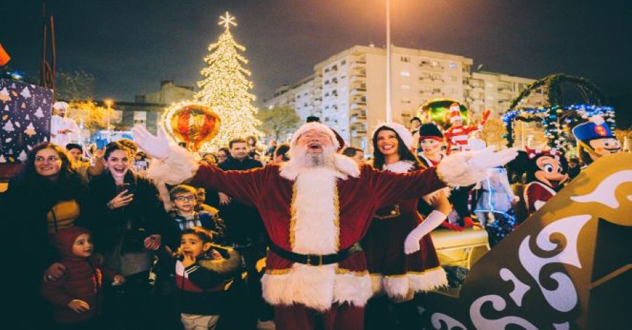 PARADA DE NATAL – “Chegada do Pai Natal”