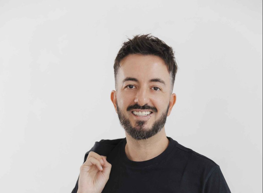 BOOK TALK COM ÁLVARO CURIA