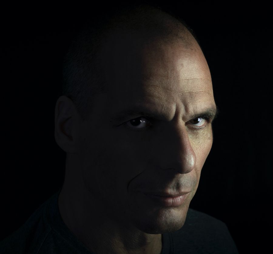 Estreia da série documental: No olho da tempestade: a odisseia política de Yanis Varoufakis