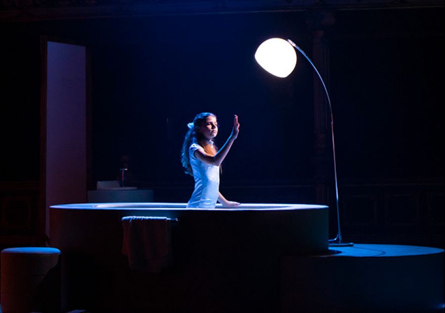 Violeta ahora respira con branquias, de Allan Fabricio Pérez