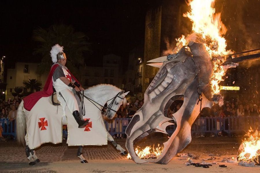 SAN JORGE 2023 | Desfile oficial y quema del dragón