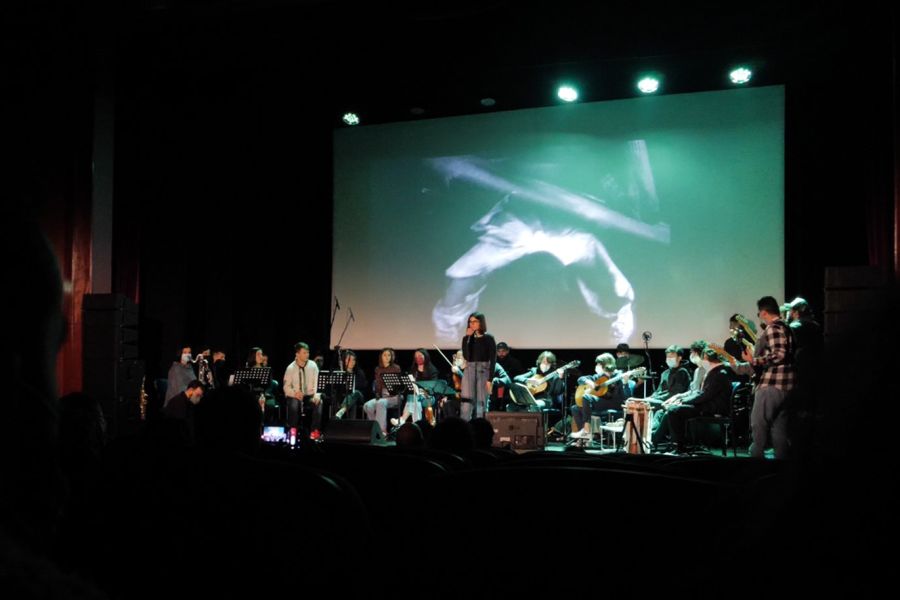 Space Ensemble: Cine Música