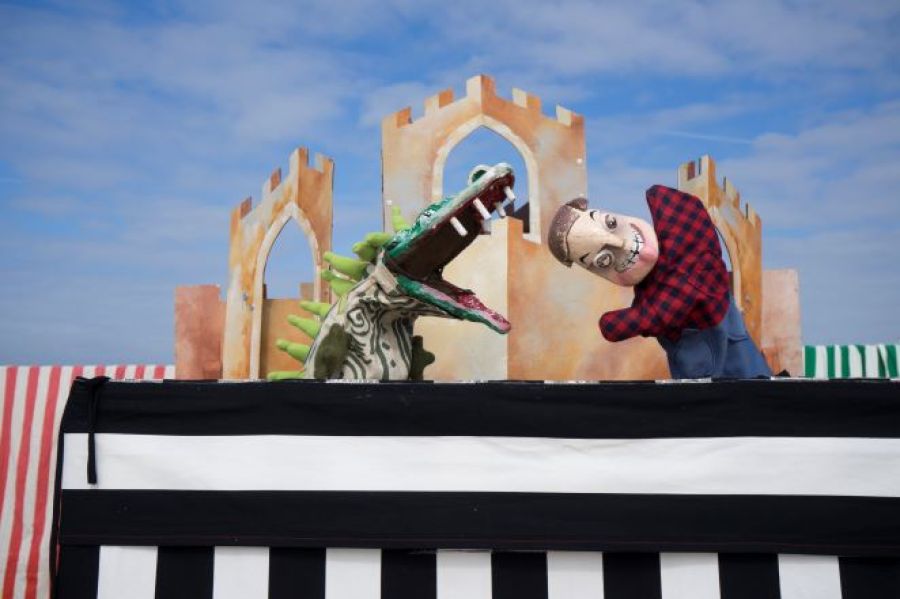 Teatro Dom Roberto | Teatro e Marionetas de Mandrágora (Filipa Mesquita)