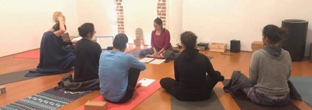Aula de iniciação ao Ashtanga Yoga 