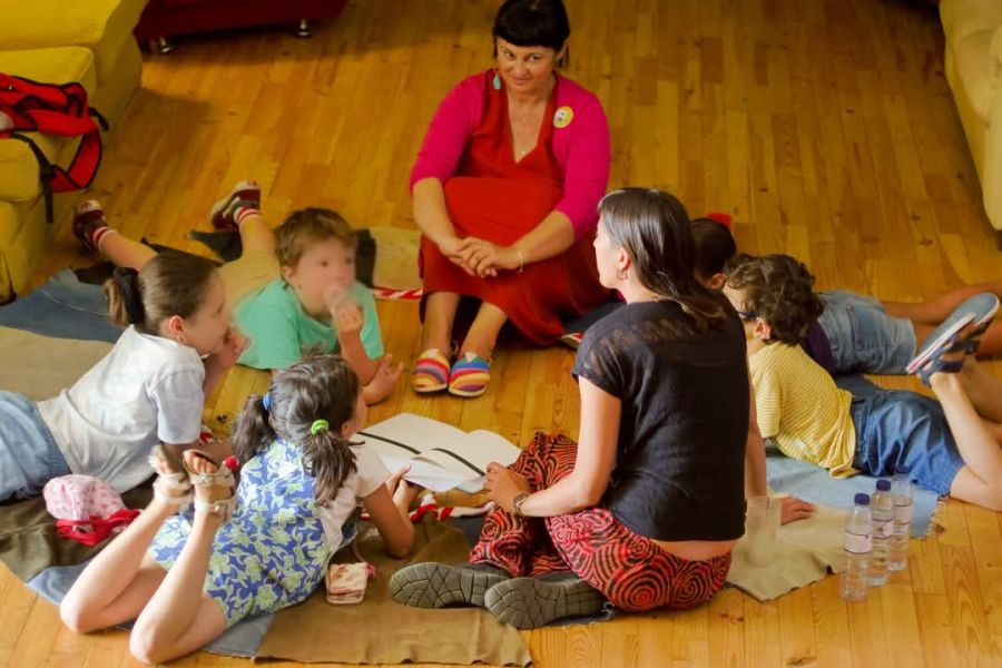 COMUNIDADE PEQUENOS PENSADORES