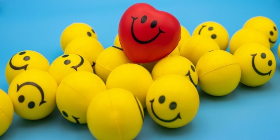 `Psicología en abierto: Charlas y diálogos sobre la salud emocional para la vida cotidiana’. Amalia Díaz