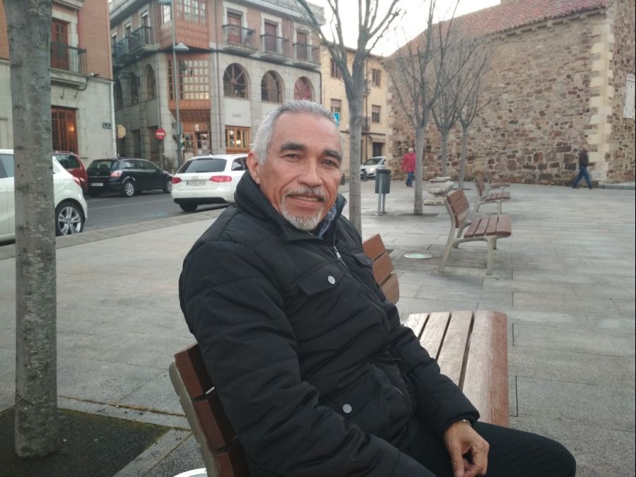 Bitácora de anotaciones, del poeta Néstor Rojas