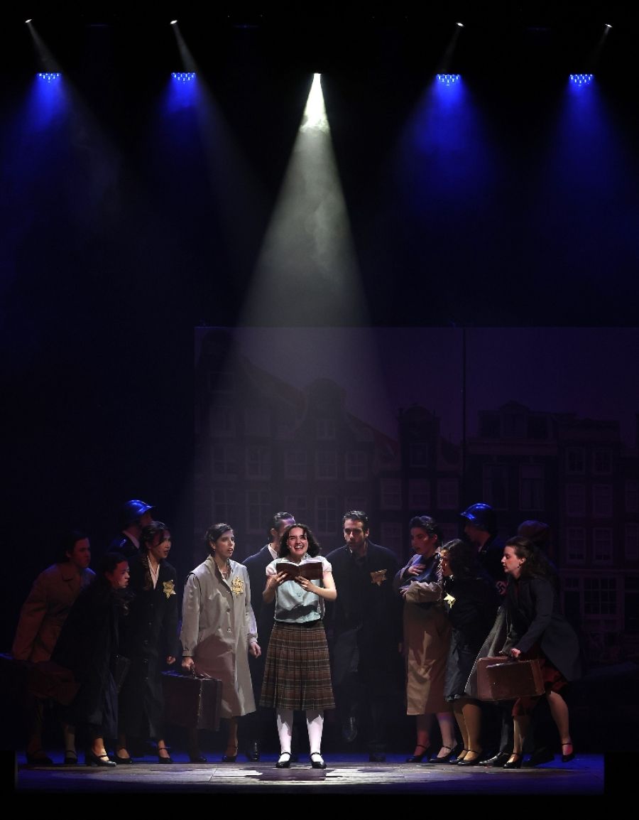 “Anne Frank – O Musical” sobe ao Grande Auditório do Europarque e ganha renovadas dinâmicas a cada palco que pisa