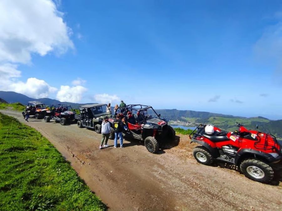 Passeio Guiado de Buggy, Quadriciclo ou Jipe pelas Sete Cidades