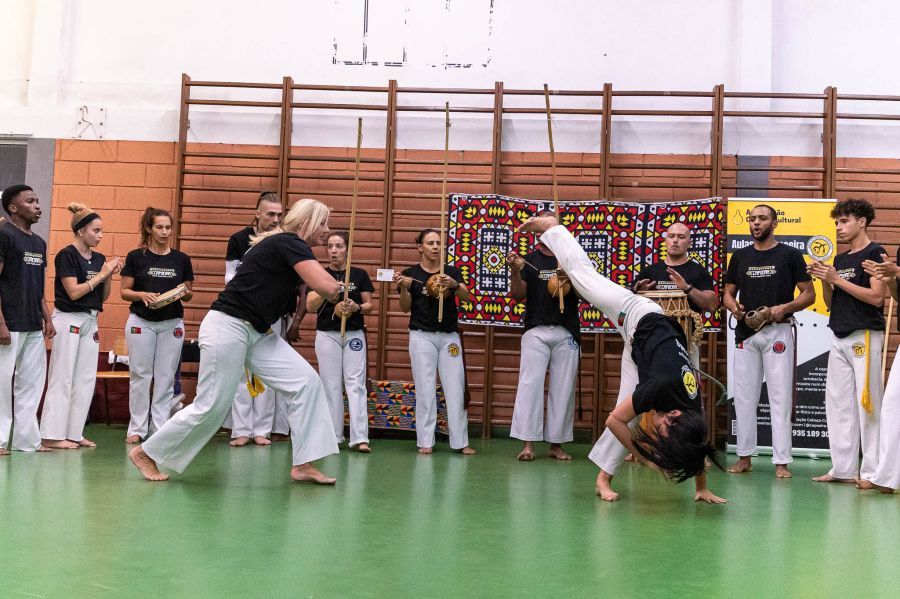 AULAS DE CAPOEIRA ESCOLA RDA