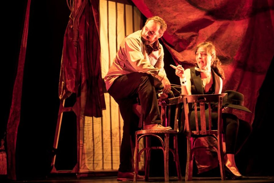 ¿Y AHORA QUÉ? (Teatro)