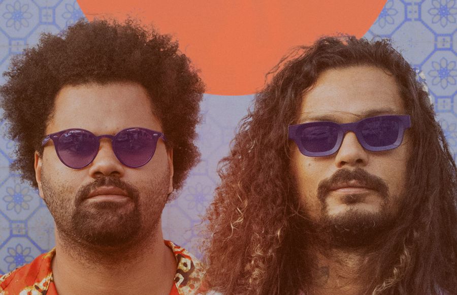 Black Hole Discos ± Nego Discos * Dj Set & Pop Up Store