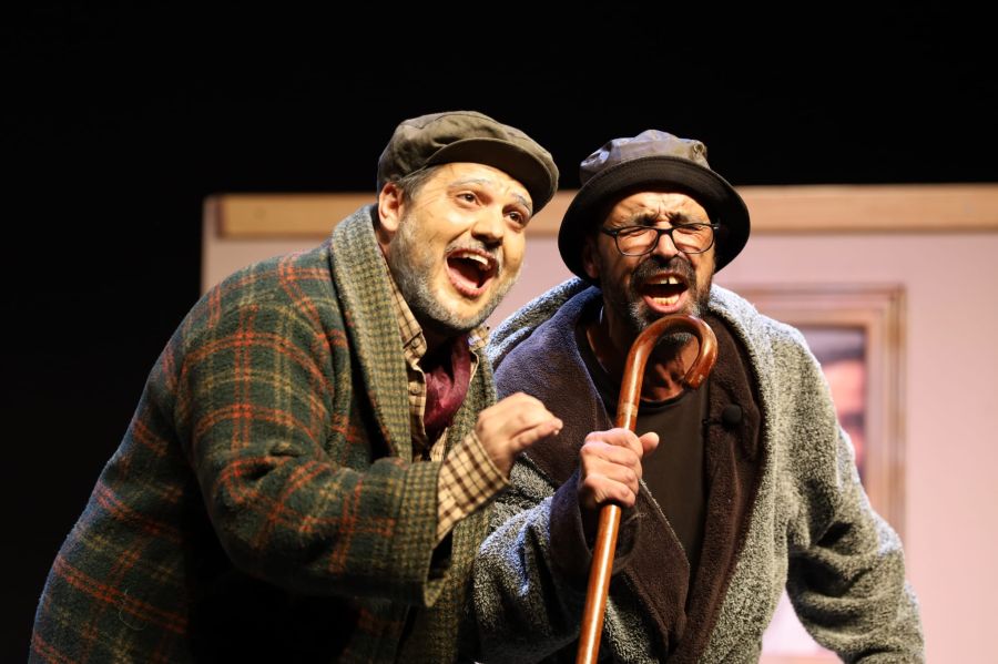 VELHOS SÃO OS TRAPOS (A DESPEDIDA)