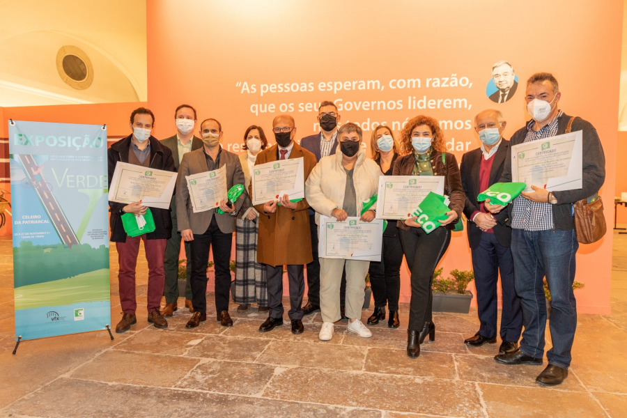 Exposição 'V de Verde' sensibiliza para a prevenção. Escolas do Concelho recebem galardão 'Eco-Escolas'