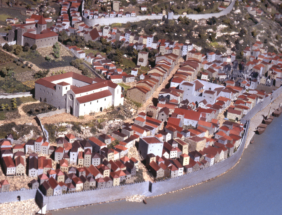 Casa de Porto (Medieval)  Porto House (Medieval) Minecraft Map