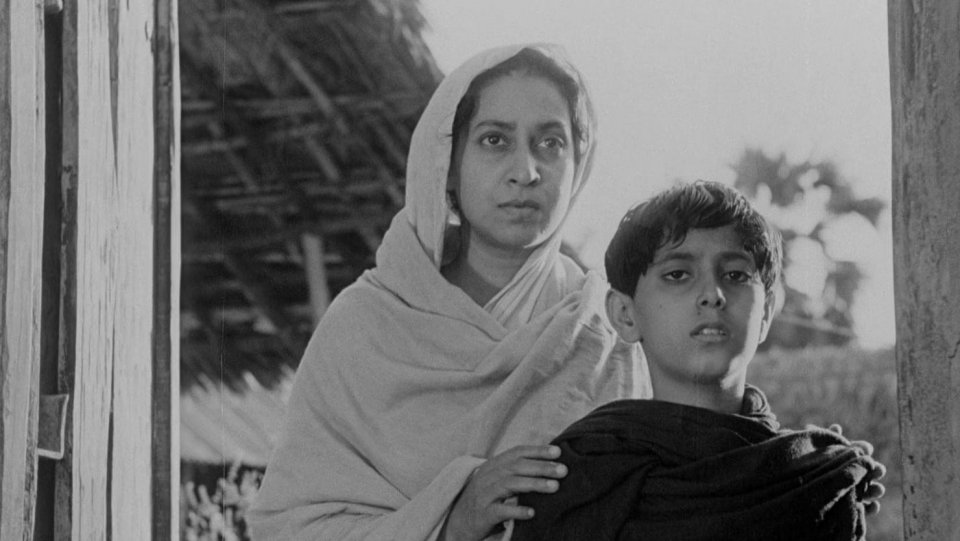 Ciclo: Rever Satyajit Ray  Dois filmes inéditos em sala - Sessões diárias Medeia Filmes