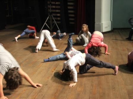 Centro de Formação Artistica |  Aulas de Dança para crianças, jovens e seniores