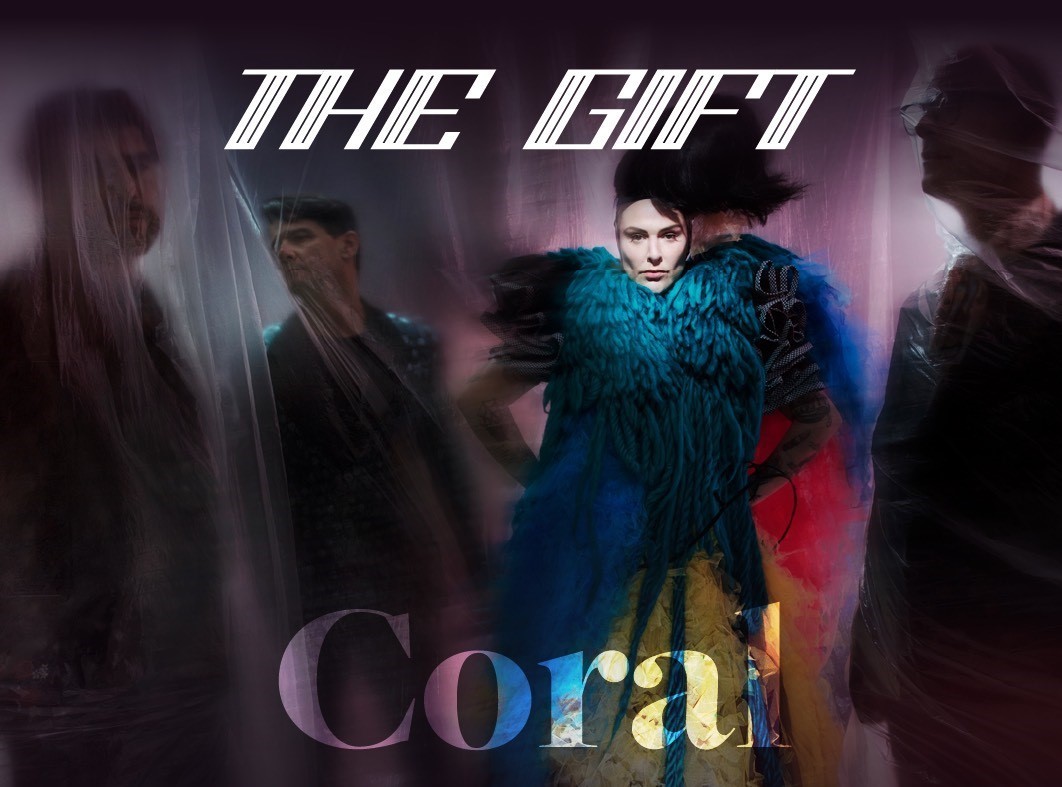 The Gift - Coral